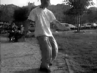 Biz ekmek almaya gidiyoruz