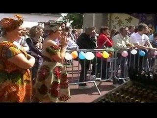 kermesse de bouilles de clown danse Africaine