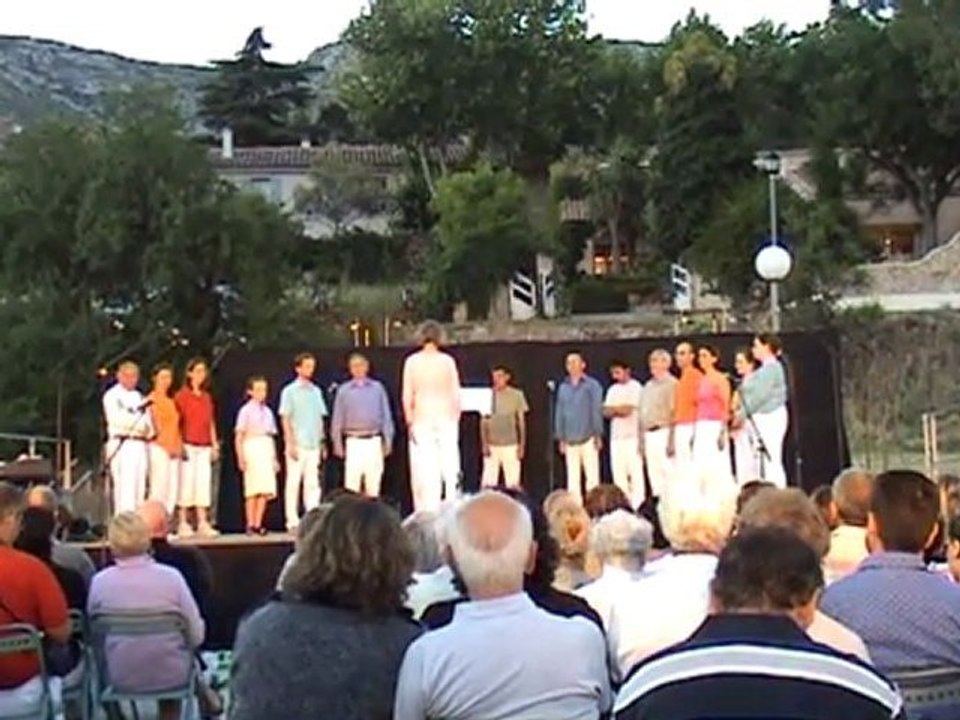 Tournée 2007 Concert Festichorales à Puyloubier