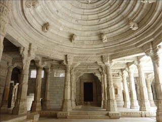 RANAKPUR temple Jaïns d'ADINATH