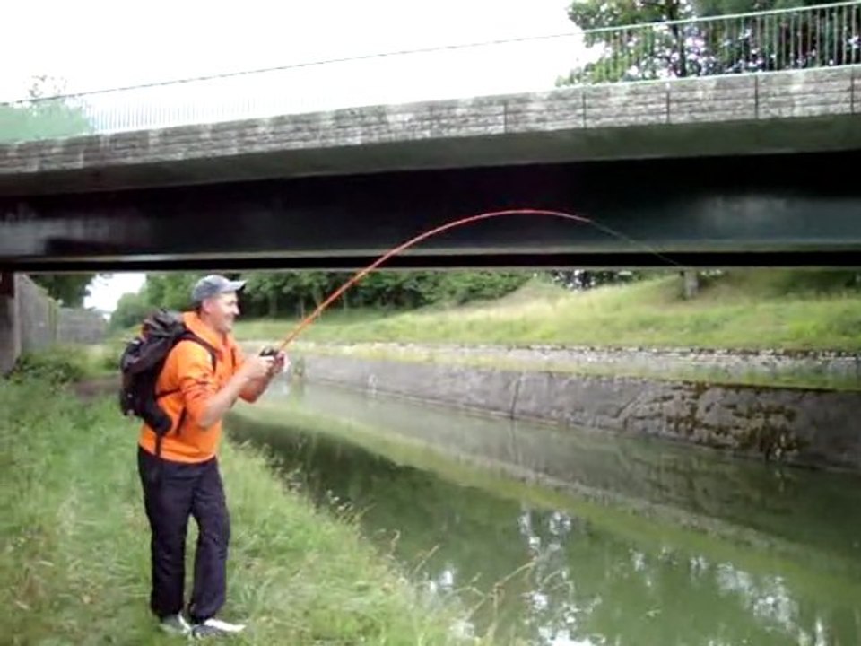 pêche au sandre , sa tabasse dans les caillases !!!