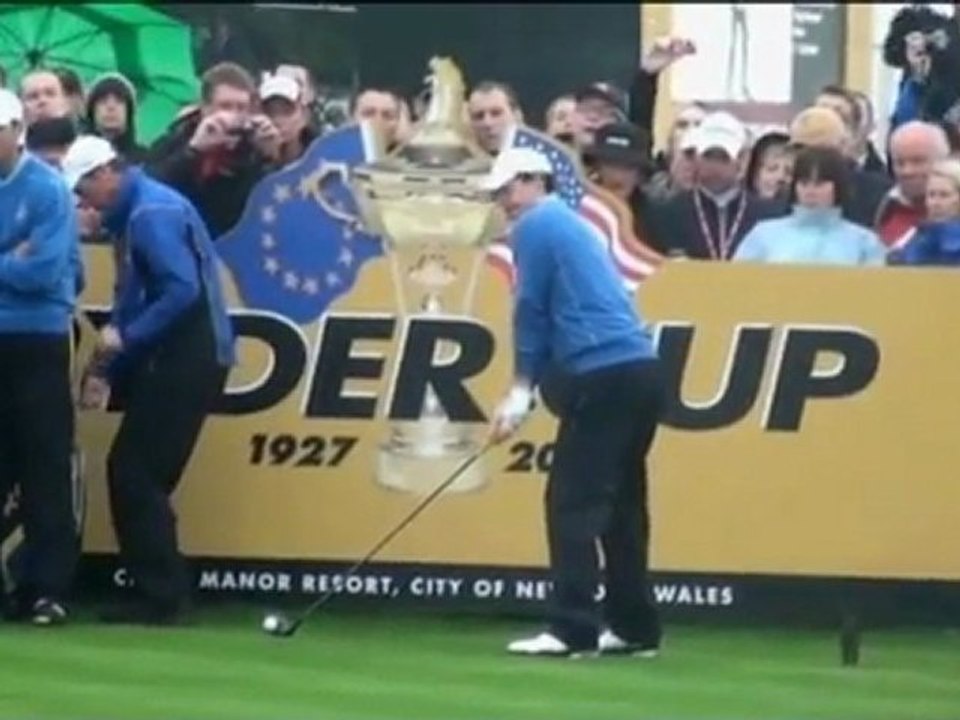 Clark führt die Open weiterhin an