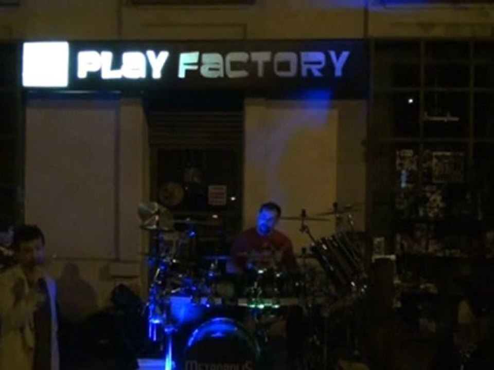METROPOLIS LIVE _FDM_2011_With Or Without You
