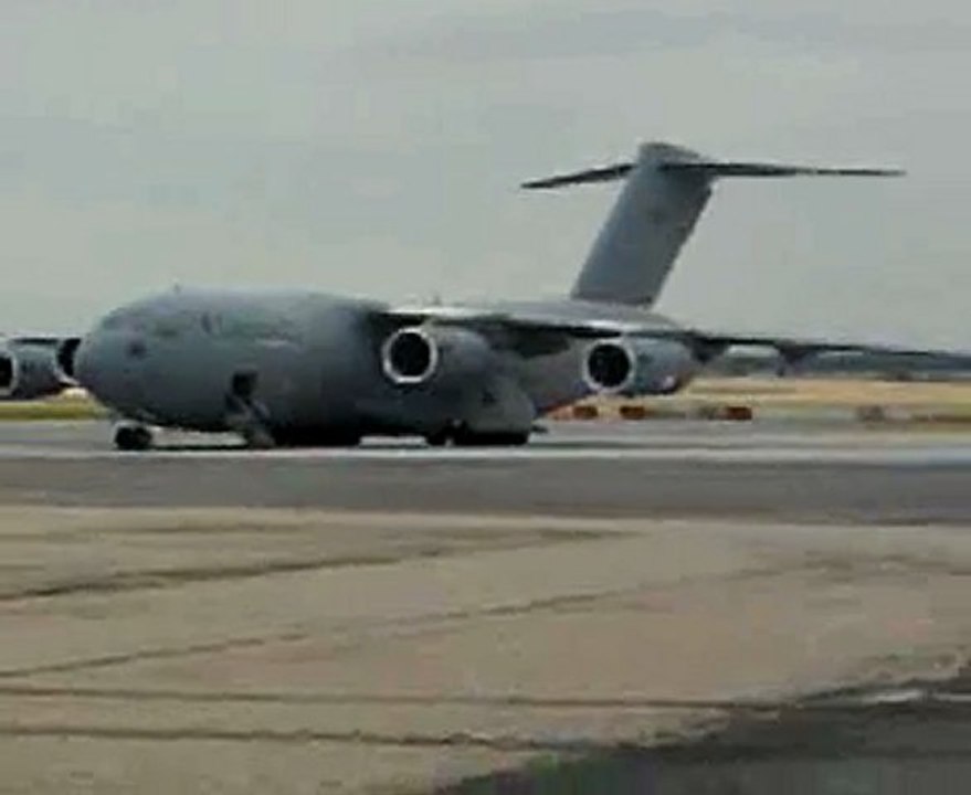 Boeing C-17 moteurs tournants 1
