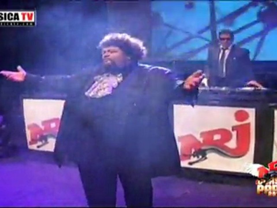 Vidéo de Matt Kukes à la NRJ Corsica Party 2011 à Bastia le 25 juin