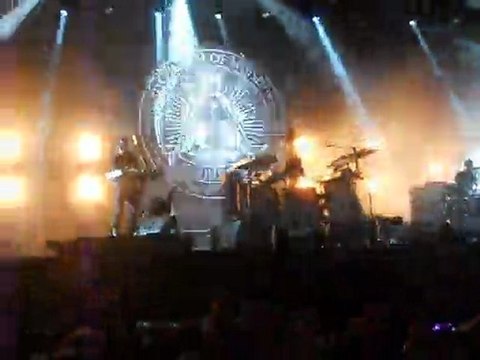 Bloody beetroots aux vieilles charrues - Cornélius