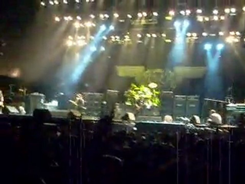 Motörhead - Over The Top (Live In Istanbul Rock'n Coke 2011)