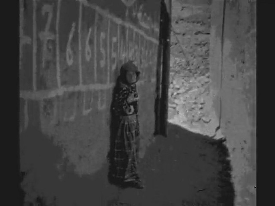 Selda Bağcan  dumanlı dumanlı oy bizim eller serbülent öztürk yapımı