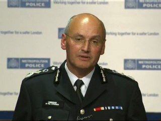 Met Police chief Sir Paul Stephenson quits