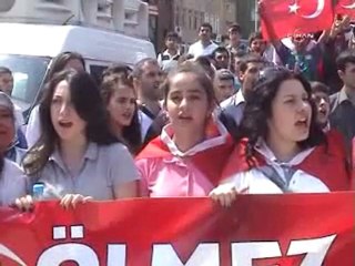 Rize'de 'Teröre Lanet Yürüyüşü' düzenlendi