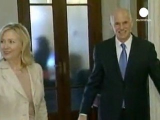 Crise grecque: la zone euro envisage une taxe bancaire,...