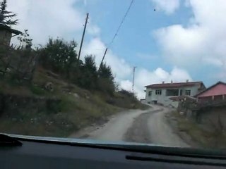 HABERAMASYA - KARSAVUL KÖYÜ YOLUNDA - www.haberamasya.com