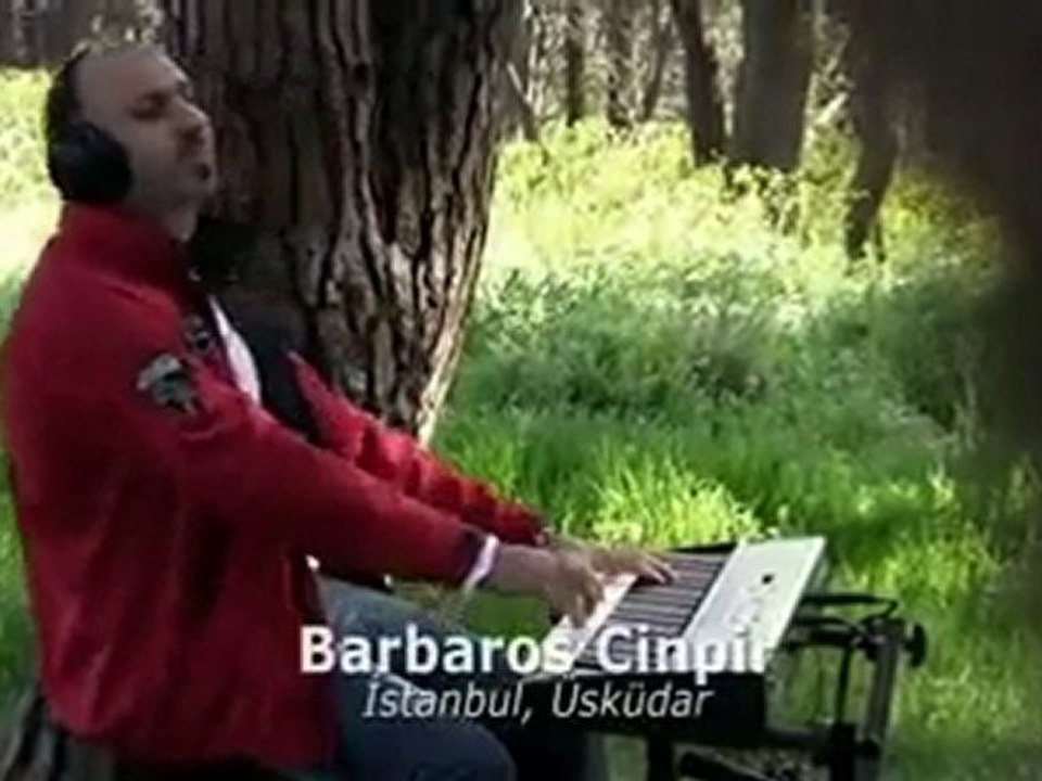 mukembel-tek-kelime-ile-harika-mutlaka-dinleyin