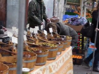 EMILIE / LONDON / PLACES / BROADWAY MARKET