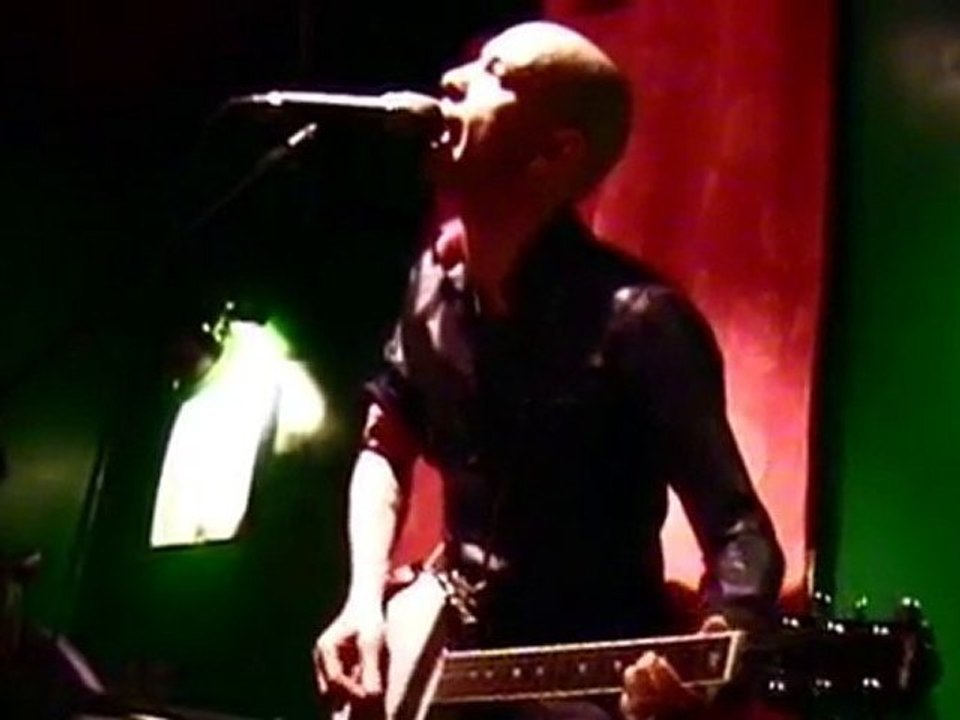 chatal demi morte mika pusse @ in the garden 3