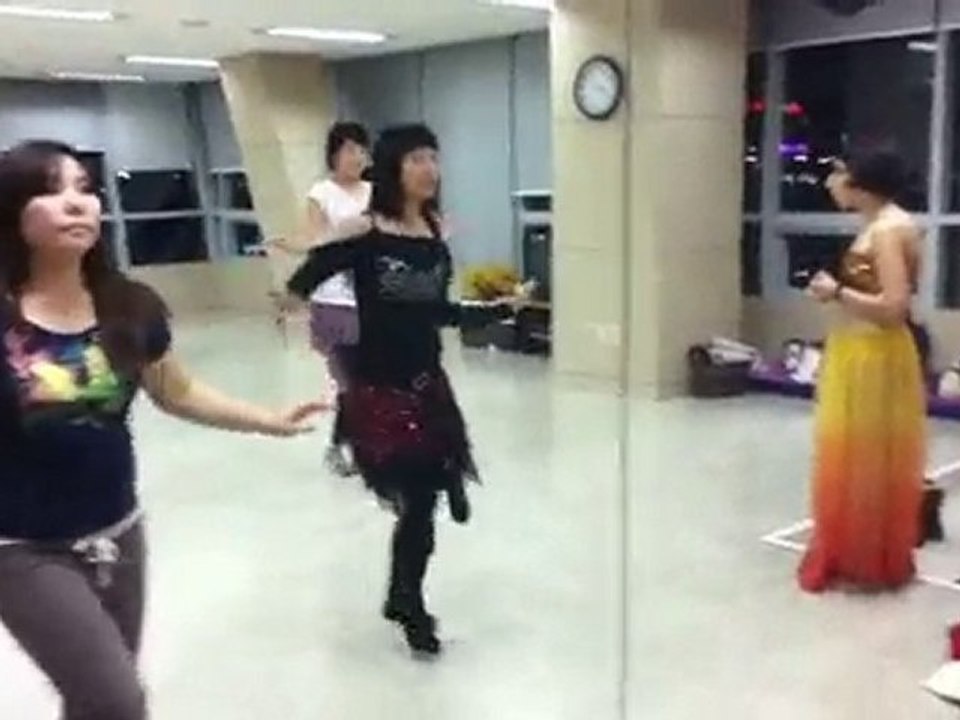 Ganhdi-Belly Dance