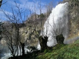 La voix de la cascade de Salles-la-Source