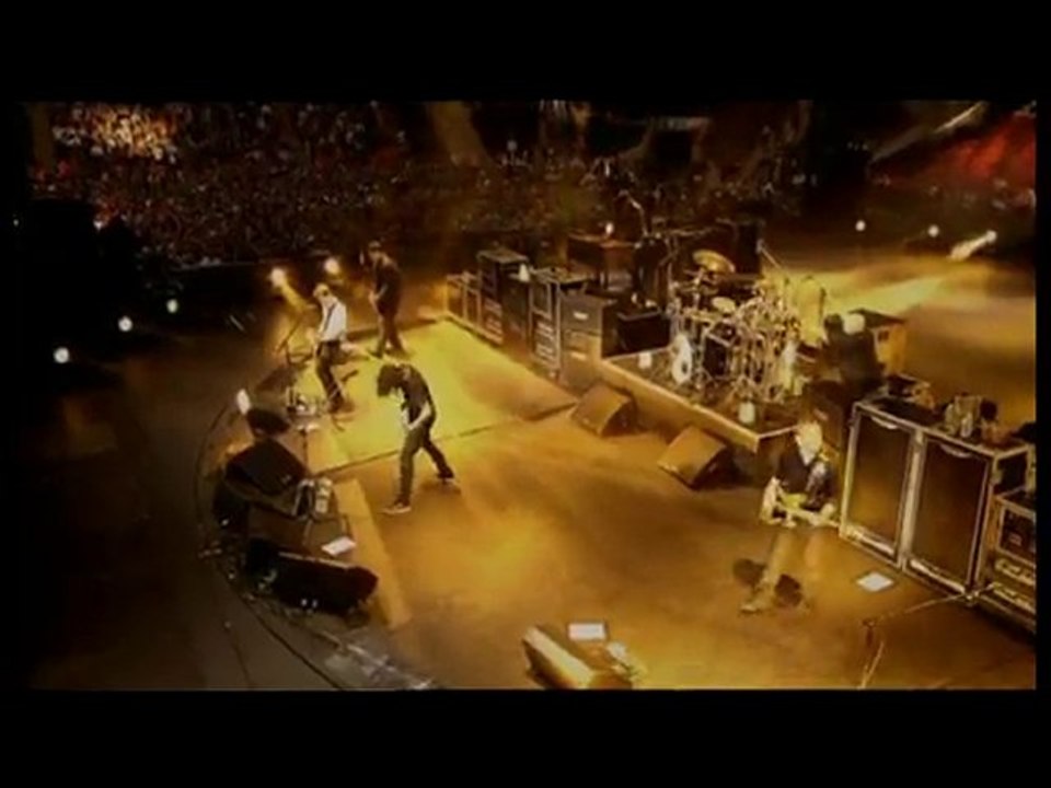 Foo Fighters - Long Road To Ruin (wembley stadium)