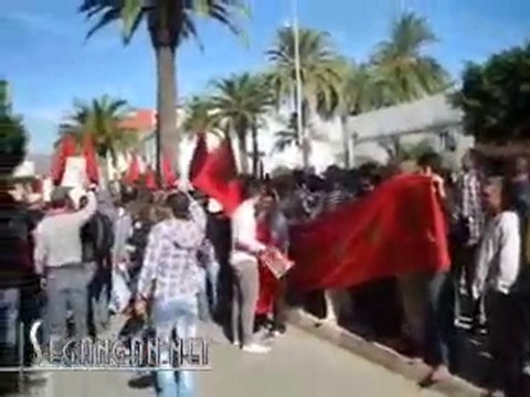 فعاليات مدنية تحتج على خصوم الوحدة الترابية للمملكة أمام الق