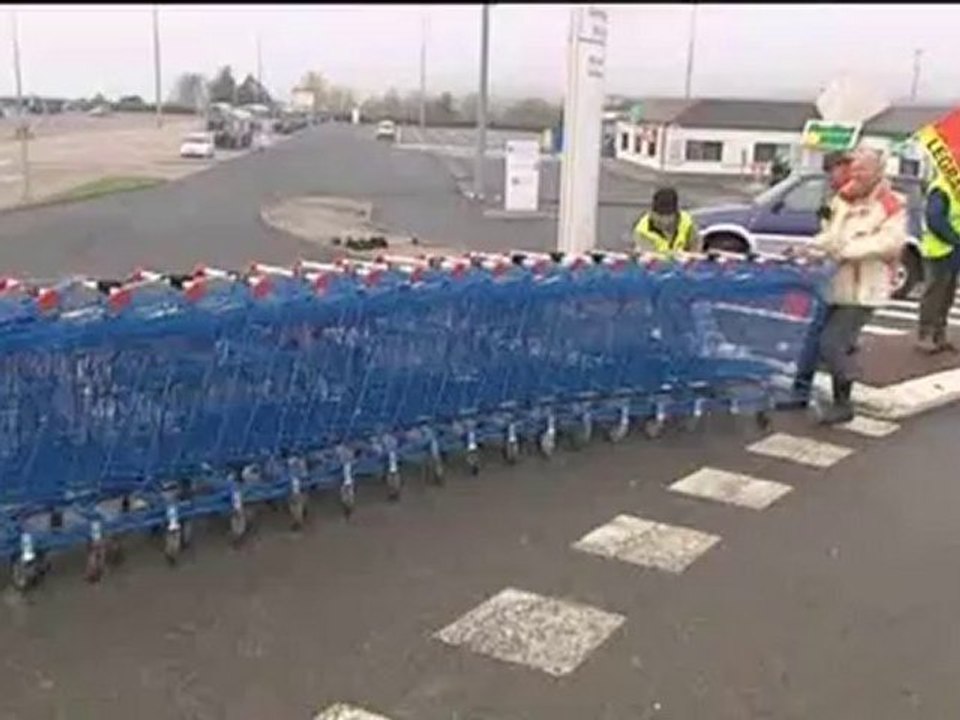 11 novembre - blocage du Carrefour Boisseuil