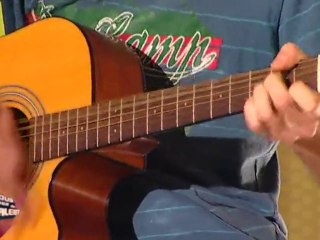 Jino: ''Mon amant de saint Jean'' d'Edith Piaf.