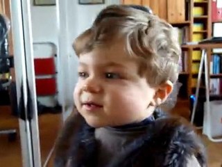 Alexis, le chat et la poubelle