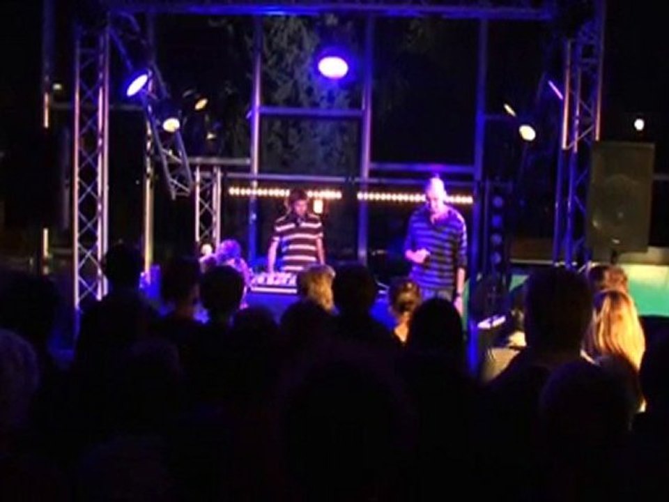 intro arnaque du siecle