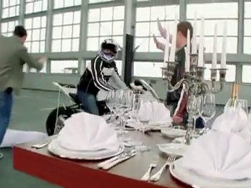 enlever une nappe en moto