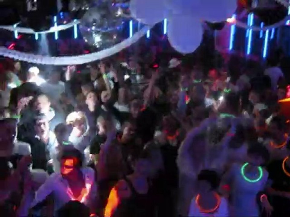 la nouba  soirée fluo 13/11/2010