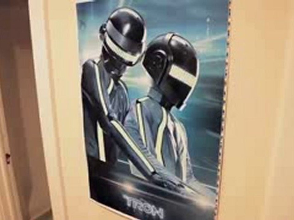TRON SOUNDTRACK POSTER DAFT PUNK VERSION DELUXE