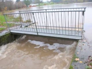 LE BREUIL : Menace sur la digue de l'étang