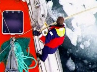 Russian yacht sets Arctic sailing record