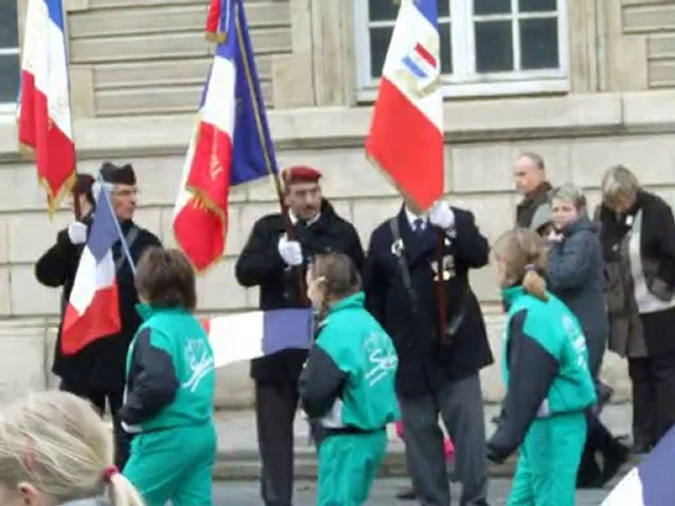 JSPSedan08 10 11 11 défilé