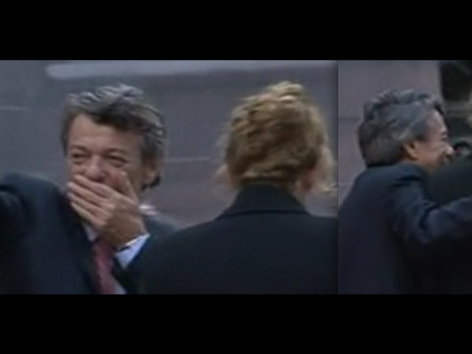 Passations de pouvoir : standing ovation pour Borloo !