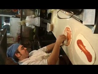Luca fa la pizza a Santiago(A Coruña)