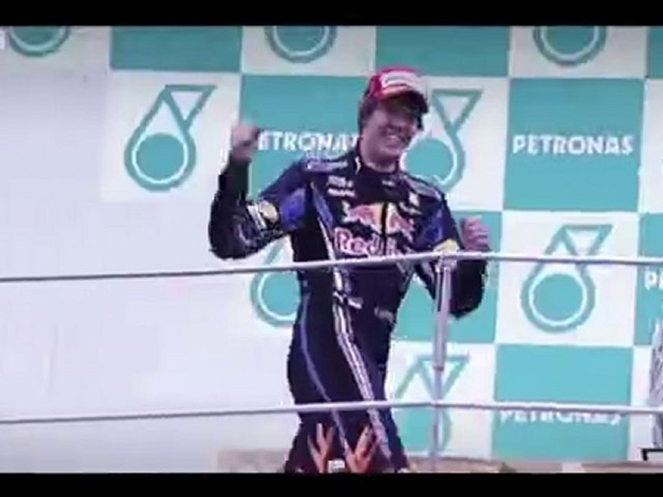 [www.f1-show.blogspot.com]  Red Bull F1- WCC 2010 by BBC