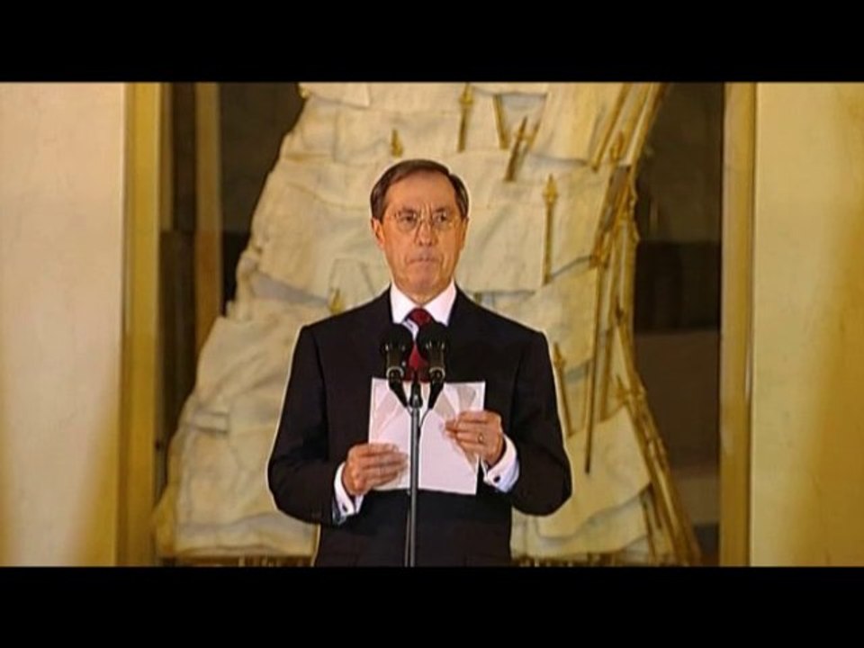 GOUVERNEMENT / SILENCES