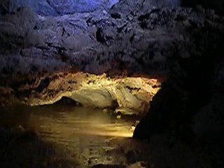 passage aranzadi a la grotte de la falconette dept 01