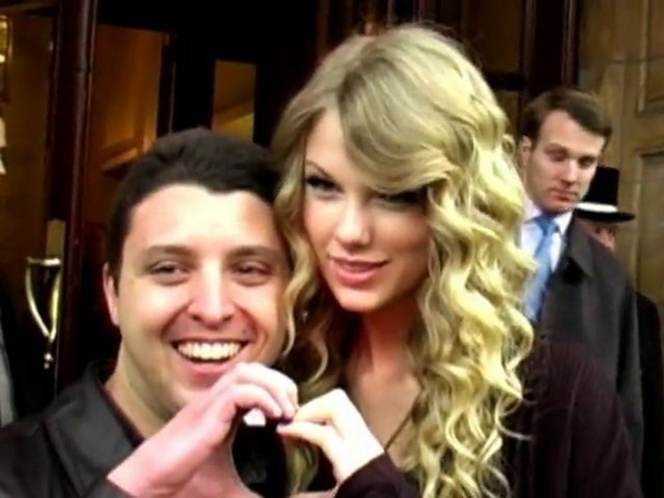 Exklusiv: Jake lässt Taylor einfliegen