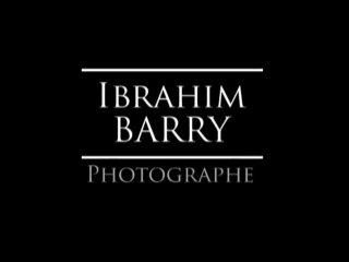 BARRY SHOOTING A LA VILLA