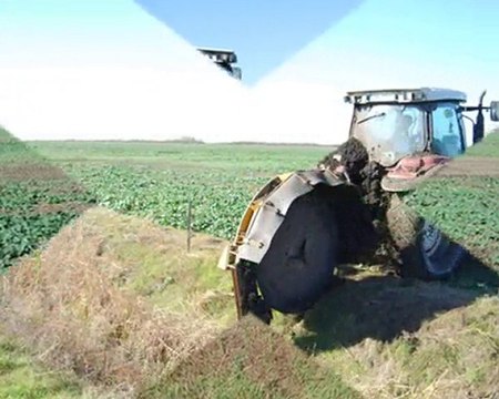 Réselő - 2010. 10. 29 - Ádám és Társa Kft. videója / Vertical cutting device