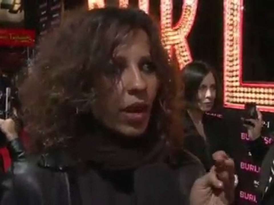 Linda Perry à l'avant premiere du film Burlesque