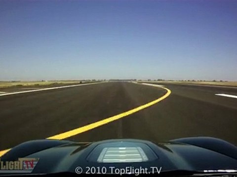 Vette vs Jet - raw Corvette ZR-1 roof POV footage