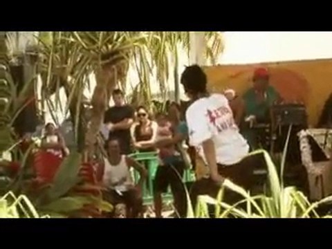 Danses Paumotu par Makau de Tamariki Poreani