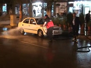 Cadde ve Kaldırımlar Yıkandı