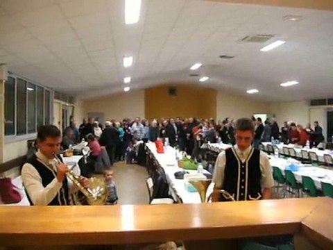 Les Grands Ormeaux sonnée - diner de Saint Hubert (3) GERS