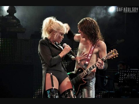 Ajda Pekkan - Yüksek Sadakat - UCUZ ROMAN 2011