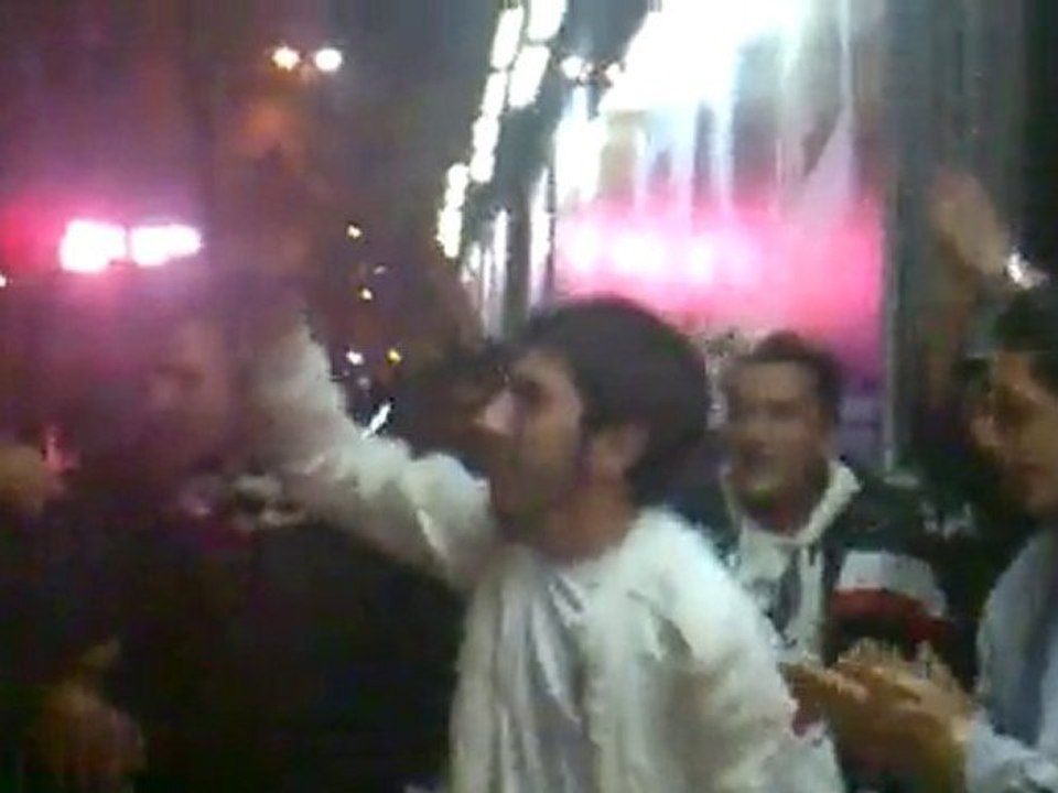 BEŞİKTAŞ seninle ölmeye geldik Gücüne Güç Katmaya Geldik