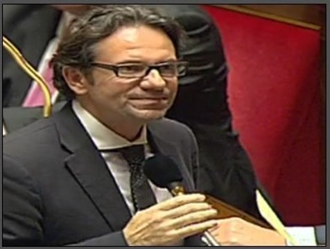 Frédéric Lefebvre bizuté à l'Assemblée