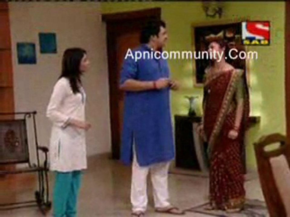 Mrs & Mr Sharma Allahabad Wale - 17th November 2010 pt2